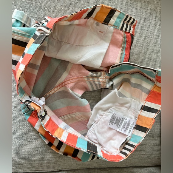 BCBGeneration size 27 striped shorts - Picture 6 of 6